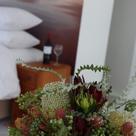 Nivenia Beach House Bettyʼs Bay Kültér fotó