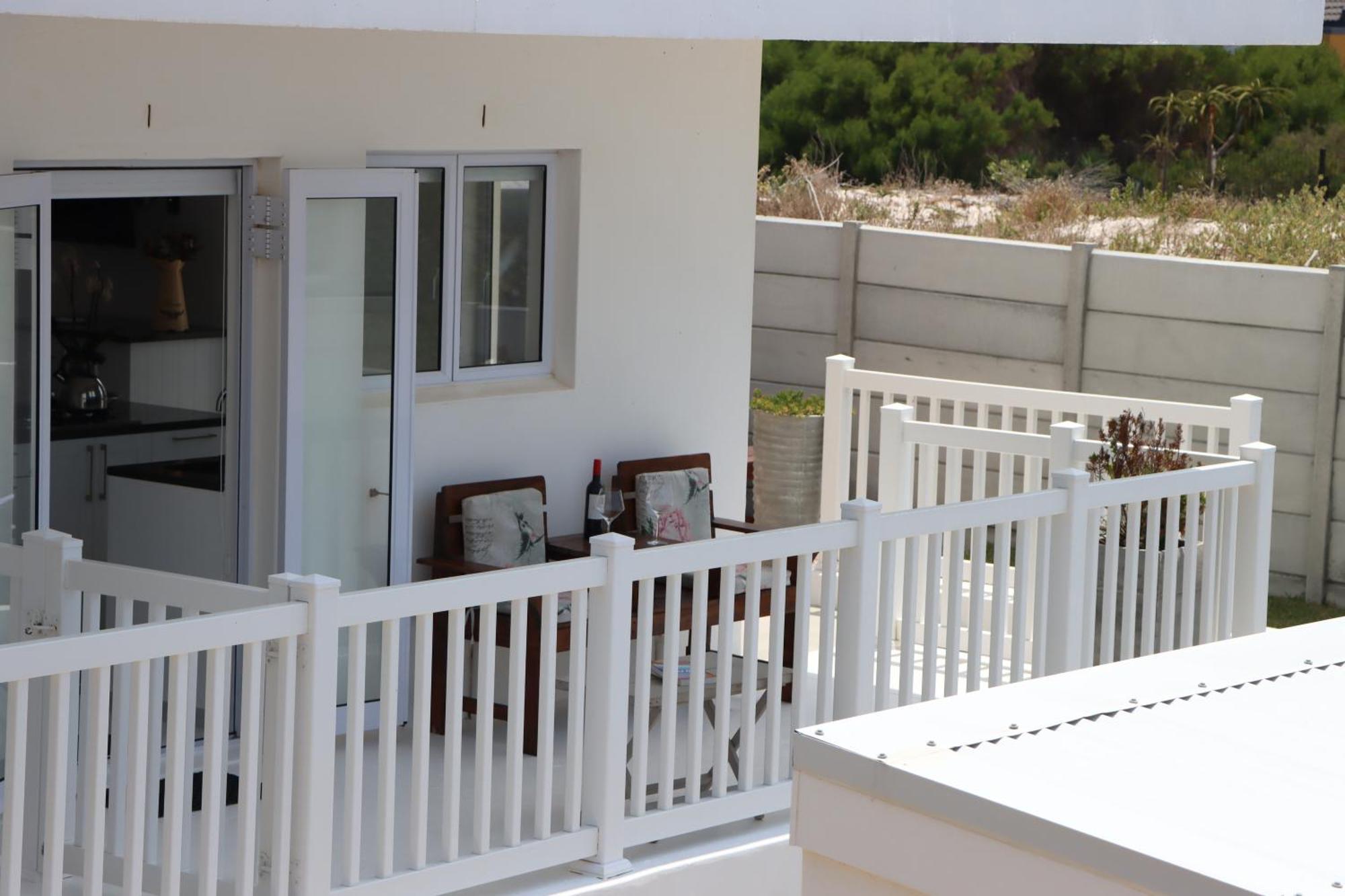 Nivenia Beach House Bettyʼs Bay Kültér fotó