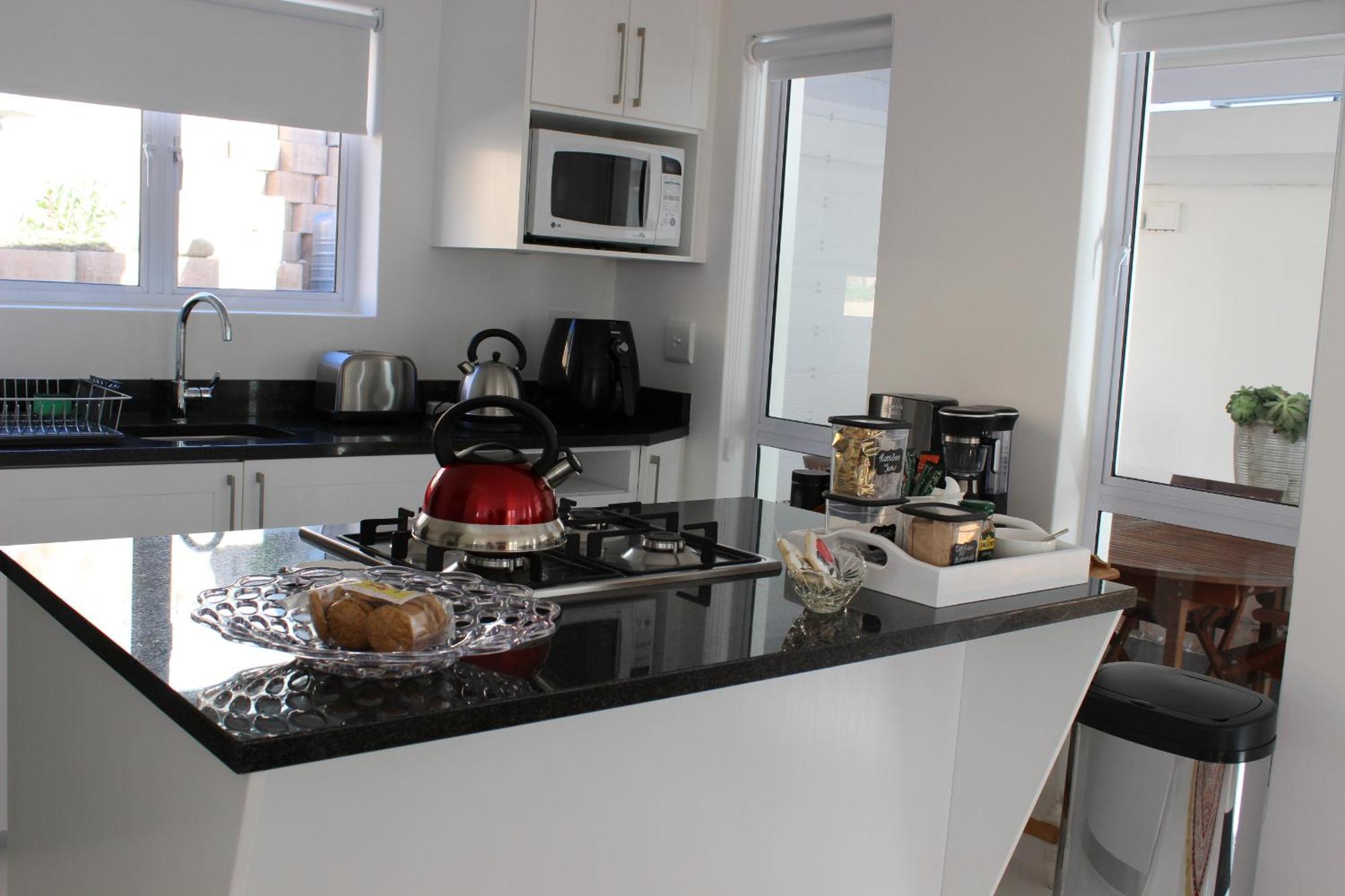 Nivenia Beach House Bettyʼs Bay Kültér fotó