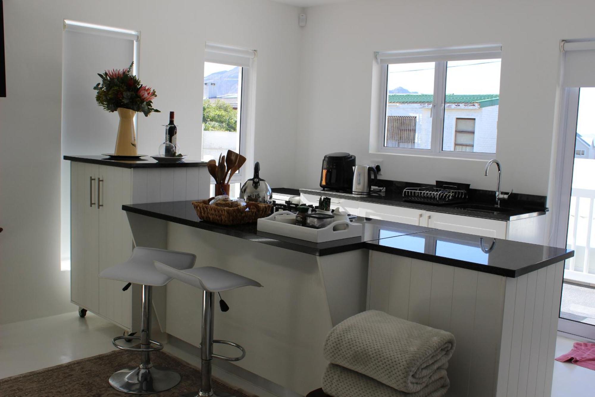 Nivenia Beach House Bettyʼs Bay Kültér fotó