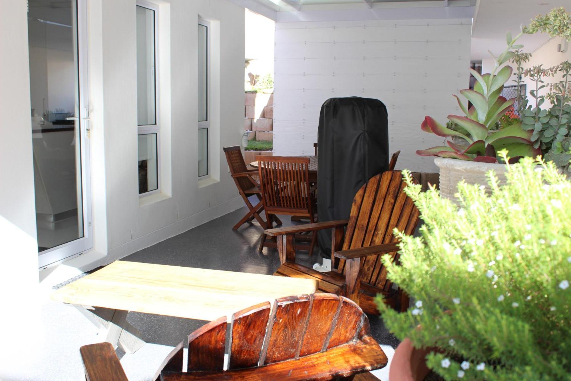 Nivenia Beach House Bettyʼs Bay Kültér fotó